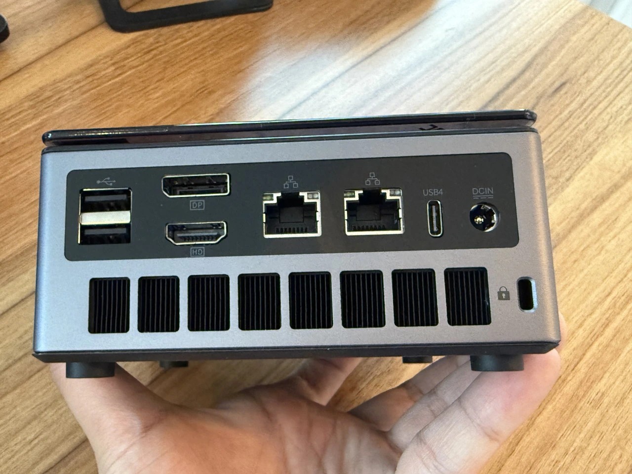 GMKtec/Morefine Nucbox M7 4090M